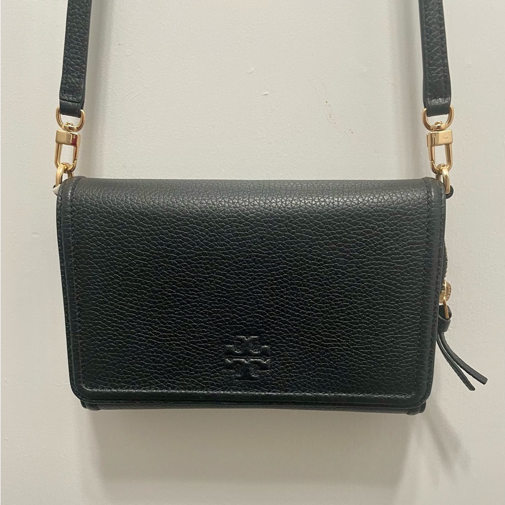 Black Tory Burch Thea Flat Wallet